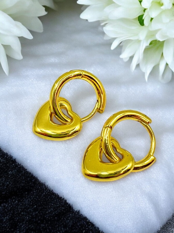 Kolczyki kółka z serduszkami złote