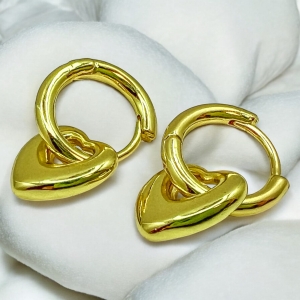 Kolczyki kółka z serduszkami złote
