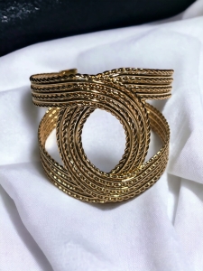 Bransoletka dopasowana złota