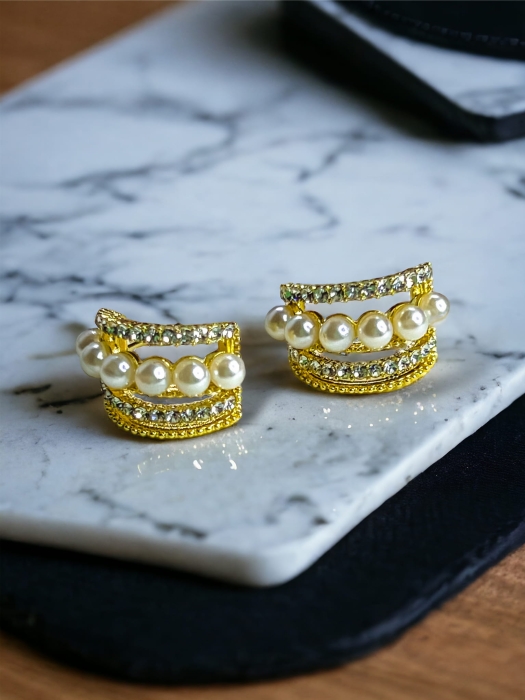 Wkrętki z perełkami.jpeg