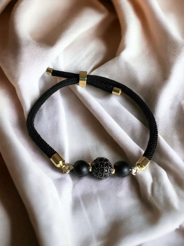 Bransoletka sznurkowa czarna onyks.jpeg