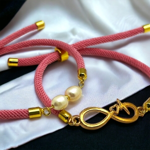 Bransoletka różowa .jpeg