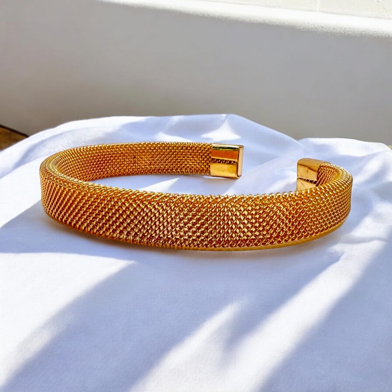 Bransoletka ze złotej siateczki
