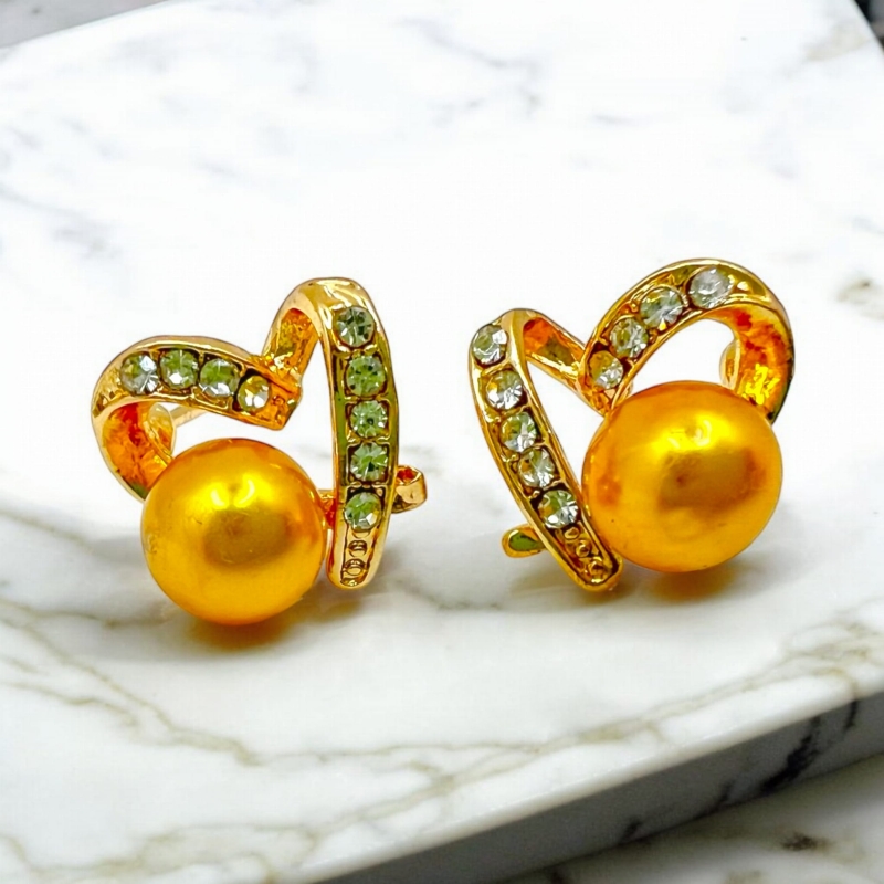 Pozłacane kolczyki z cyrkoniami, sercem i złotą perłą